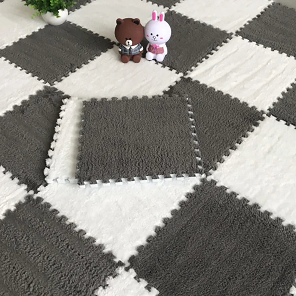 PlushUp™ Furry Puzzle Carpet